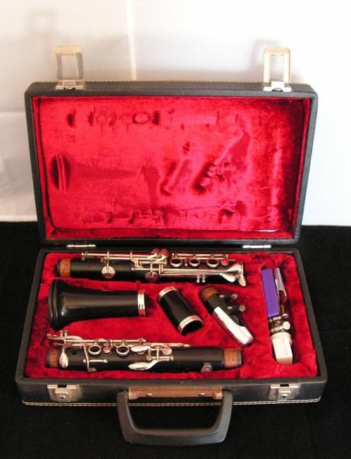 Arthur Uebel Klarinet, Muziek en Instrumenten, Blaasinstrumenten | Klarinetten, Gebruikt, Met koffer, Ophalen of Verzenden