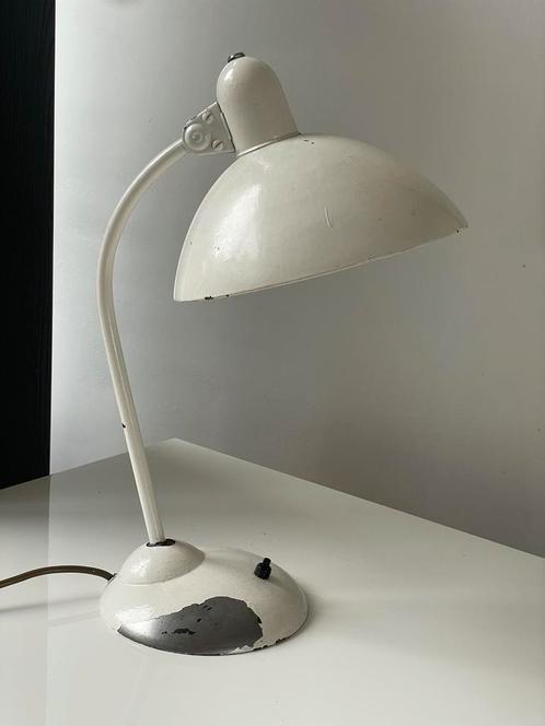 Vintage Bauhaus Tafellamp/Bureaulamp - Mogelijk Kaiser Idell, Huis en Inrichting, Lampen | Tafellampen, Gebruikt, Minder dan 50 cm