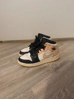 Nike Air Jordan 1 mid dames, Zwart, Nike, Ophalen of Verzenden, Sneakers of Gympen