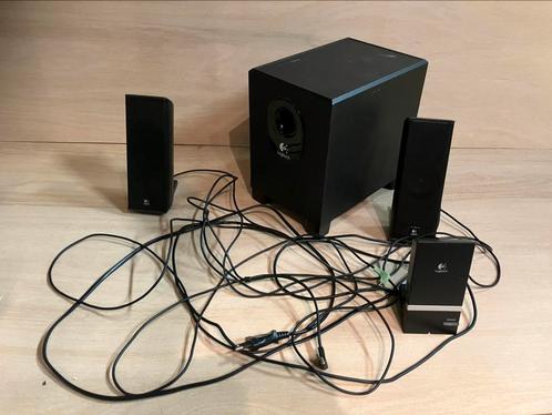 Logitech x240, Computers en Software, Pc speakers, Zo goed als nieuw, Audiokanaal 2.1, Ophalen