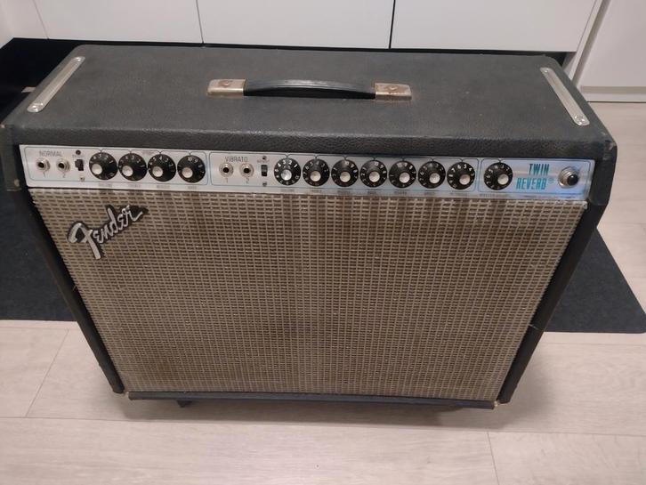 fender twin reverb vintage 1976, Muziek en Instrumenten, Versterkers | Bas en Gitaar, Gebruikt, 100 watt of meer, Ophalen