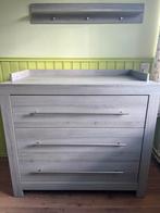 Commode + wandplankje babykamer, Ophalen, Gebruikt, 50 tot 70 cm, 100 cm of meer