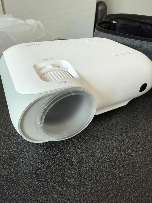 Nieuw Yoton Y7 beamer- Native 1080P, Audio, Tv en Foto, Beamers, Ophalen of Verzenden