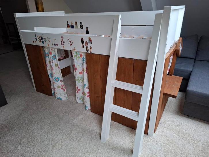 Bopita halfhoogslaper met hut eronder, Kinderen en Baby's, Kinderkamer | Stapelbedden en Hoogslapers, Halfhoogslaper, Ophalen