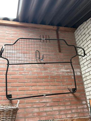 Hondenrek beschikbaar voor biedingen