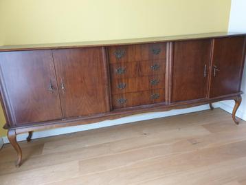 Vintage dressoir