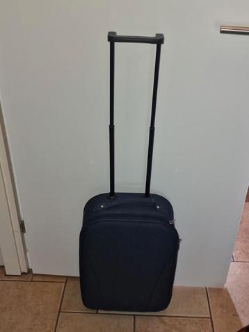 Compacte rolkoffer blauw beschikbaar voor biedingen