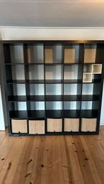 Kallax kast - zwart, Ophalen, Met plank(en), Kunststof, Gebruikt