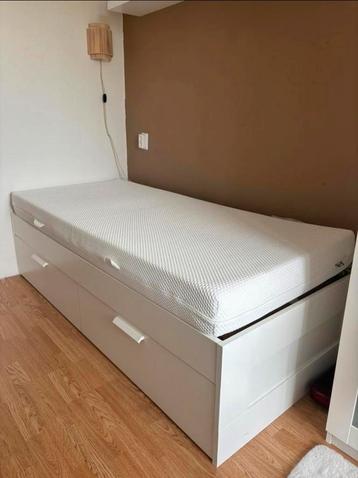 Brimnes ikea bed 90x200 (zónder matras) beschikbaar voor biedingen