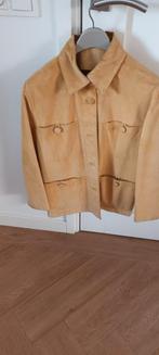 Geel suède jasje, Maat 38/40 (M), Geel, Ophalen of Verzenden, Onbekend