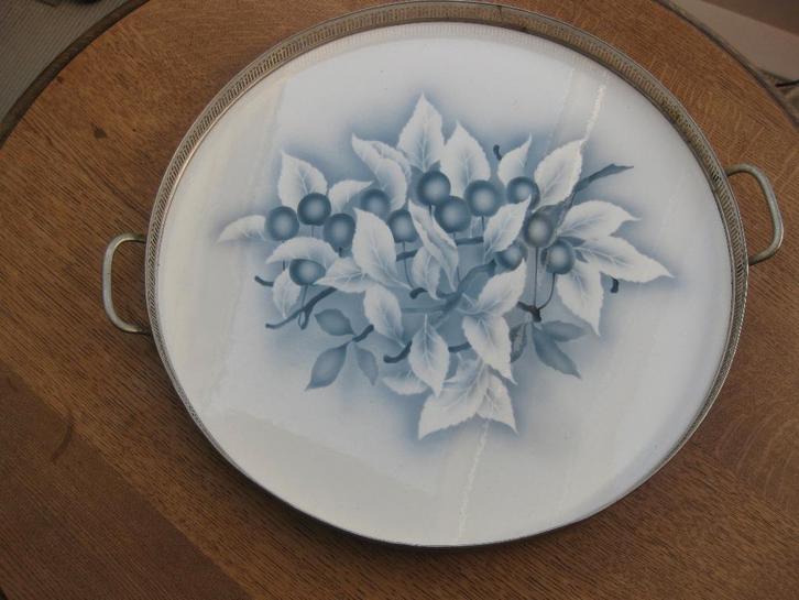 Zeer groot porseleinen dienblad met tinnen rand., Antiek en Kunst, Antiek | Porselein, Ophalen of Verzenden