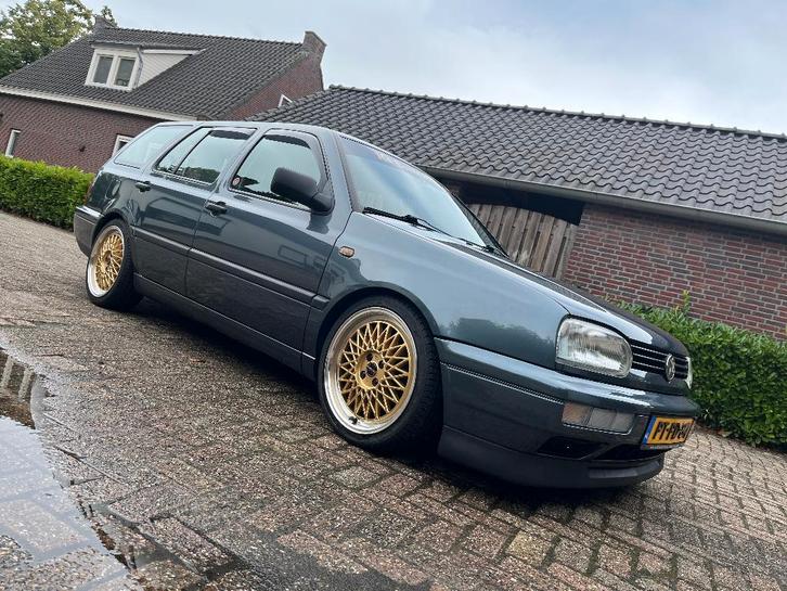 Golf MK3 1.8 Variant aut.Airride & extra`s NAP, Auto's, Oldtimers, Particulier, Apple Carplay, Volkswagen, Benzine, Stationwagon