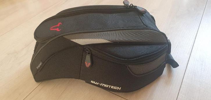 SW Motech Engage tanktas in nieuwstaat, Motoren, Accessoires | Koffers en Tassen, Nieuw, Ophalen of Verzenden