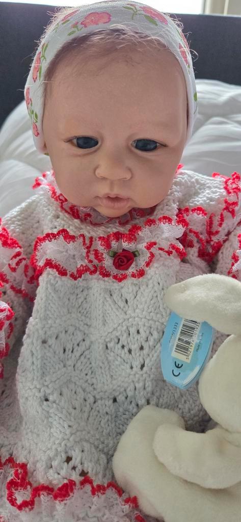 Reborn babygirl van linde Scherer., Verzamelen, Poppen, Zo goed als nieuw, Babypop, Ophalen of Verzenden