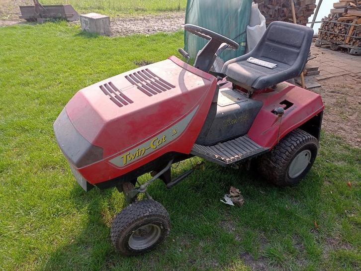 zitmaaier Twin-Cat, Tuin en Terras, Zitmaaiers, Gebruikt, Minder dan 90 cm, Versnellingen, Ophalen