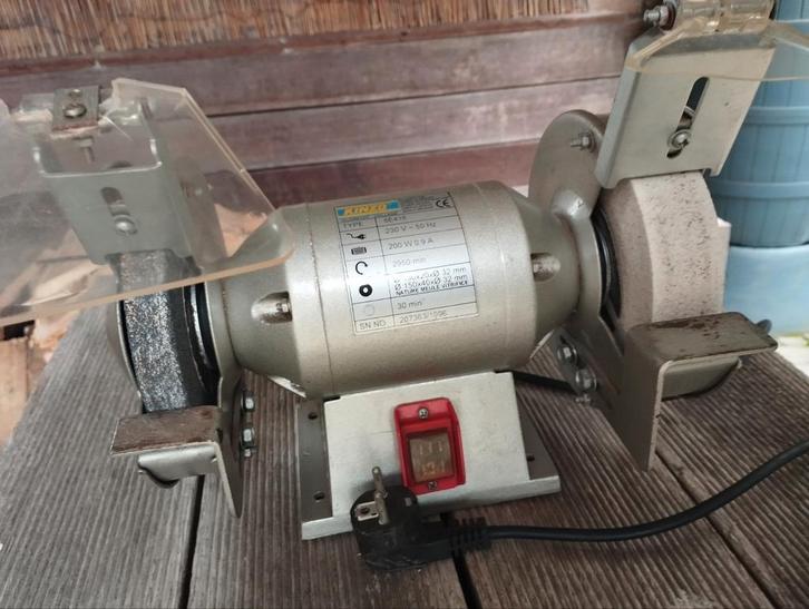 Kinzo bankslijpmachine, Doe-het-zelf en Verbouw, Gereedschap | Slijpmachines, Gebruikt, Werkbankslijpmachine, Minder dan 700 watt