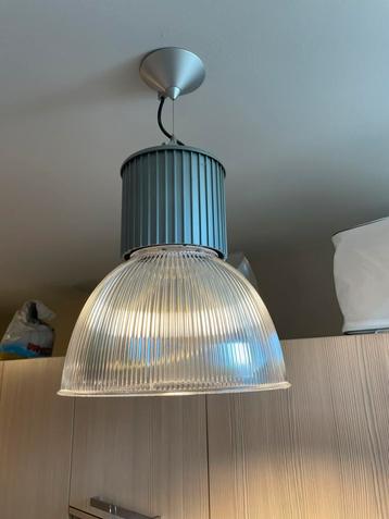 Hanglamp industriele look beschikbaar voor biedingen