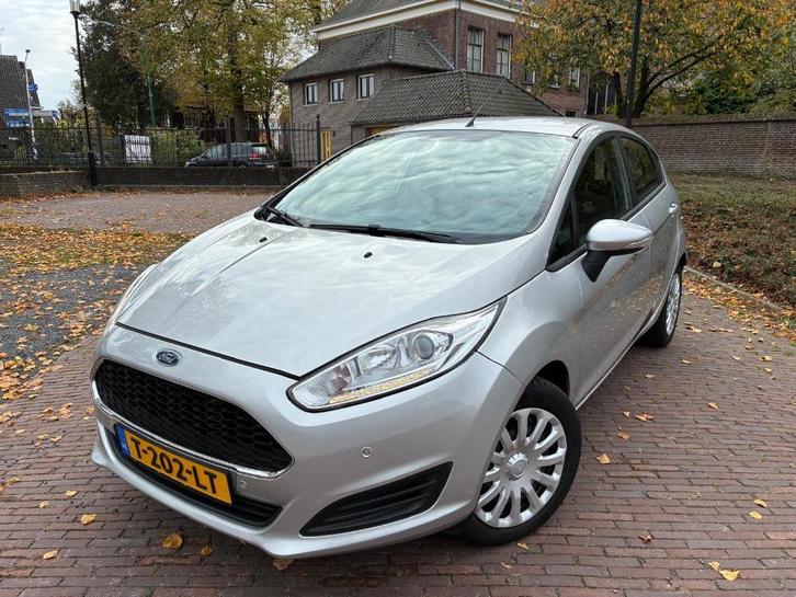 Ford Fiësta 1.0 59KW/80PK 5D 2017 Grijs, Auto's, Ford, Particulier, Fiësta, ABS, Airbags, Airconditioning, Centrale vergrendeling