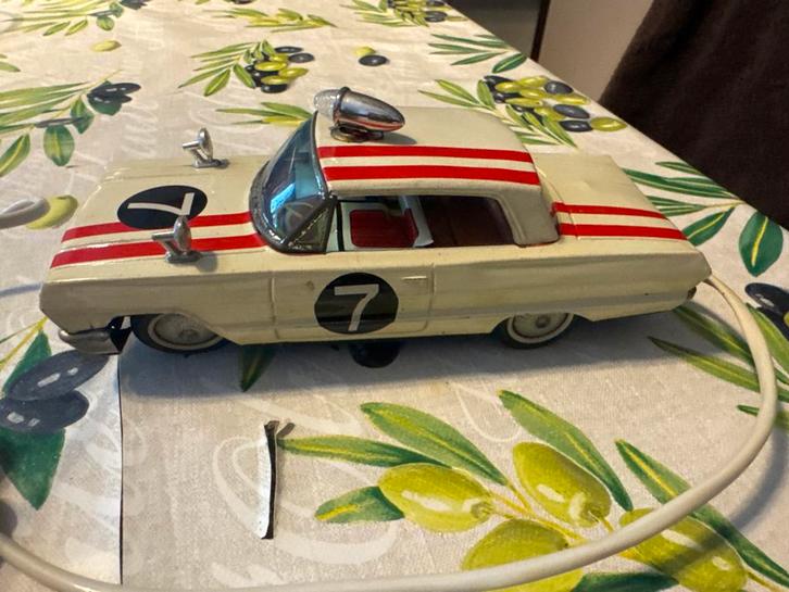 Korean Manufacturer Blikken Rally Car 1960-1970 - Zuid-Korea, Hobby en Vrije tijd, Modelauto's | 1:18, Gebruikt, Auto, Overige merken