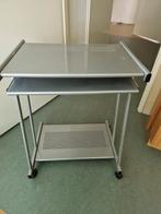 Computer-/knutseltafel, Ophalen