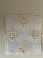 Hand-embroidered decorative doily, Ophalen of Verzenden, Nieuw