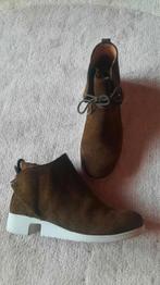 Bend-it suede schoenen. 38. Nieuw. Zwartjes, Schoenen met lage hakken, Nieuw, Ophalen of Verzenden, Bend-it