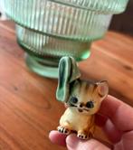 Vaga international miniatuur beeldje kat/ poes met slof, Ophalen of Verzenden