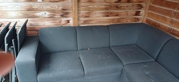 Gratis Hoekbank - Ideaal voor Chill Hok!, Huis en Inrichting, Banken | Bankstellen, Ophalen