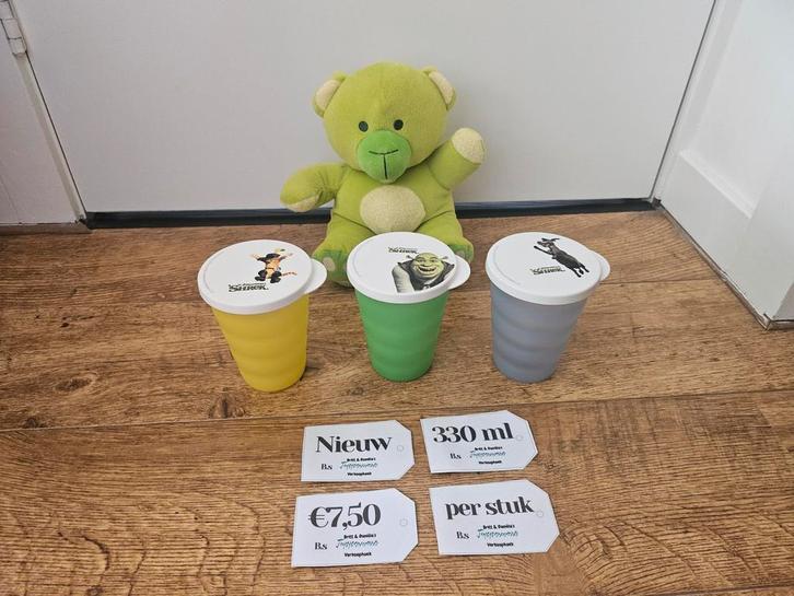 Tupperware nieuwe rietjesbekers SHREK gekleurd dicht deksel, Huis en Inrichting, Keuken | Tupperware, Nieuw, Beker of Kan, Blauw