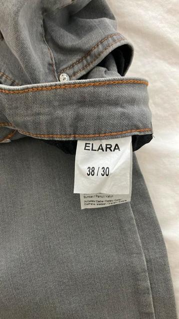 ELARA grijze spijkerbroek NIEUW beschikbaar voor biedingen
