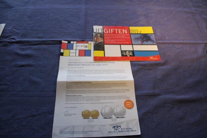 Najaars catalogus 2022 KNM Koninklijke Nederlandse Munt, Postzegels en Munten, Munten | Nederland, Overige waardes, Ophalen of Verzenden
