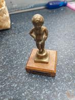 Manneke pis, Antiek en Kunst, Ophalen