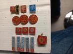 SHELL metalen speltjes,15 stuks, Verzamelen, Speldjes, Pins en Buttons, Ophalen of Verzenden, Zo goed als nieuw
