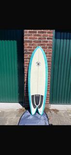 Custom surfboard, 5’8, inclusief boardbag., Ophalen, Gebruikt, Fish, Met draagtas