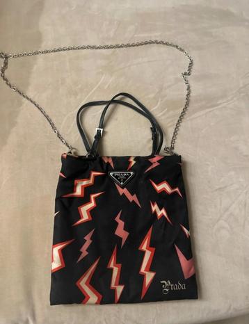 Prada X Frankenstein beschikbaar voor biedingen
