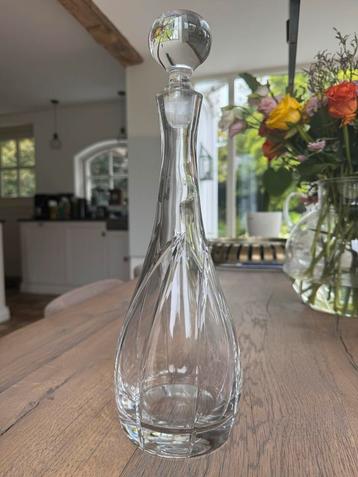 Kristallen Karaf met Bolvormige Stop beschikbaar voor biedingen