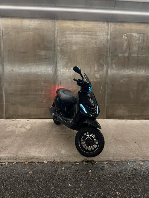 Piaggio zip 80cc 4t carb, Fietsen en Brommers, Scooters | Piaggio, Zo goed als nieuw, Zip, Maximaal 45 km/u, Benzine, Ophalen