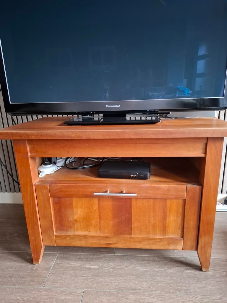 TV kast/TV Meubel Kersen hout geolied.  Hans Daalder, Huis en Inrichting, Kasten | Televisiemeubels, Zo goed als nieuw, Minder dan 100 cm
