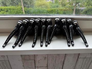 Shimano Ultegra 6800 shifters beschikbaar voor biedingen
