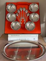 Guy Degrenne set van 6 coupes, lepels en rond dienblad, Ophalen of Verzenden, Overige materialen, Overige stijlen, Schaal of Schalen