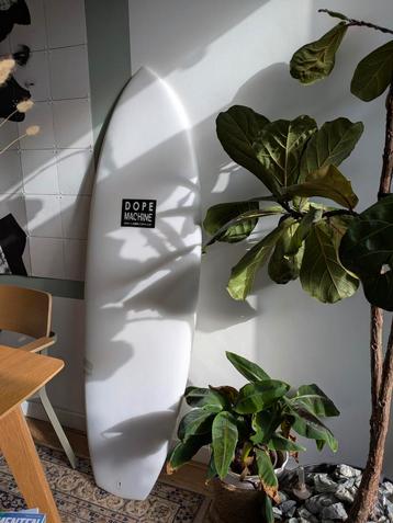 New 5'8 Misfit Dope Machine- Primitek - Futures -
 35.9 L beschikbaar voor biedingen