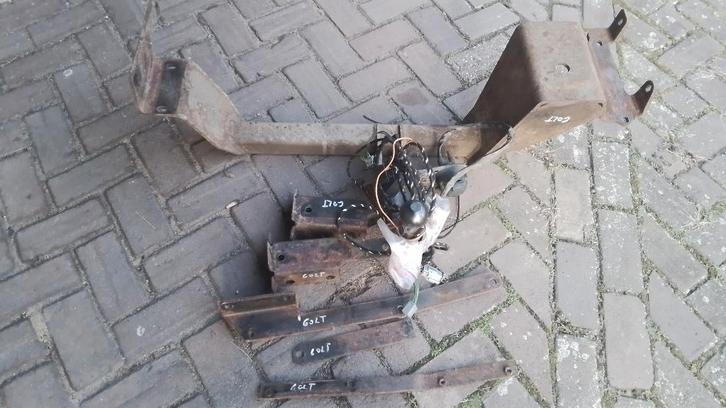 TREKHAAK AFNEEMBAAR MITSUBISHI COLT 2002 TOT 2010, Auto-onderdelen, Overige Auto-onderdelen, Mitsubishi, Gebruikt, Ophalen of Verzenden