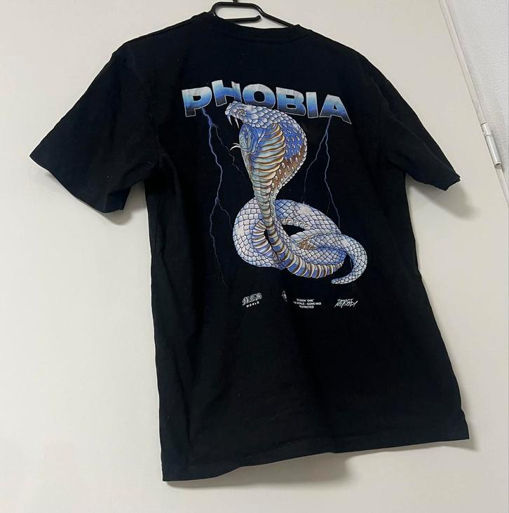 Zwart T-shirt met Cobra Print maat XS, Kleding | Heren, T-shirts, Zo goed als nieuw, Ophalen of Verzenden