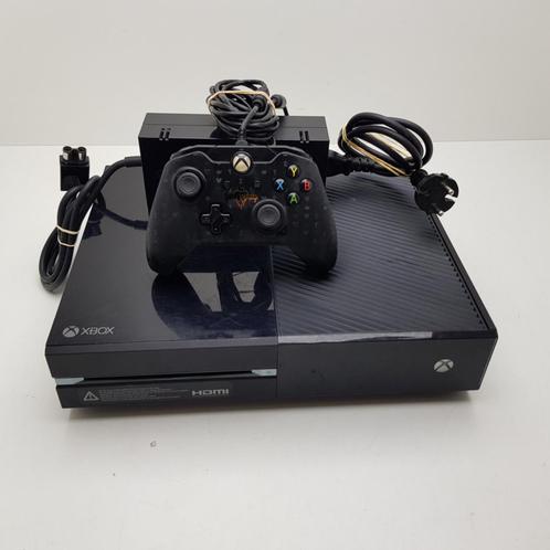 Xbox One 500GB met Bekabelde Controller, Spelcomputers en Games, Spelcomputers | Xbox One, Gebruikt