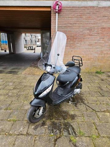 Mooie piaggio zip iget 4takt 2020 