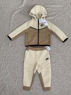 Nike Tech Pack Infant Baby Set Pakje, Size 24m 86-92cm, new, Verzenden, Jongen of Meisje, Nieuw, Setje