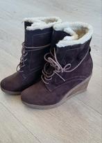 Bruine Lage Laarzen met Sleehak en Veters - Maat 38, Bruin, Lage of Enkellaarzen, Ophalen of Verzenden, Zo goed als nieuw