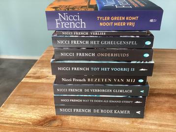 9 x Nicci French beschikbaar voor biedingen