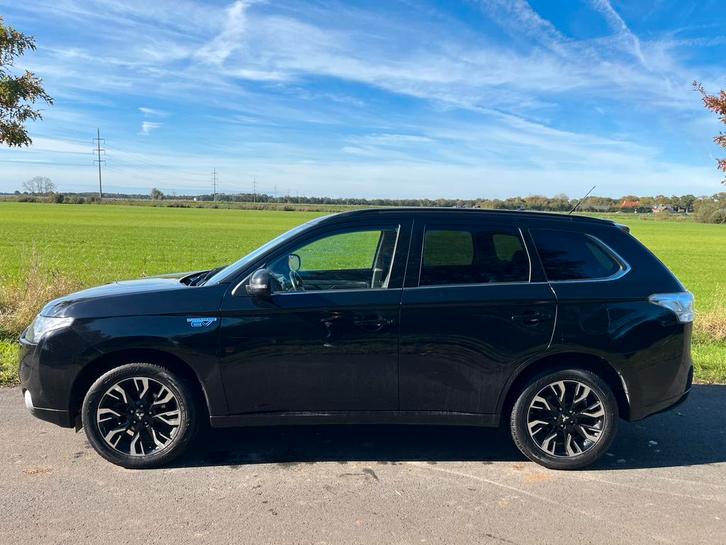 Mitsubishi Outlander 2.0 Dohc Mivec Phev 203pk 4WD CVT 5P, Auto's, Mitsubishi, Particulier, Outlander, 4x4, Achteruitrijcamera