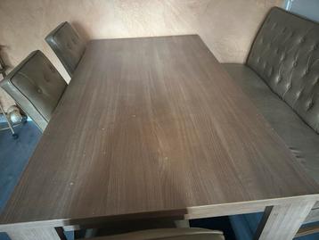 Eettafel met bank en stoelen - ivm verhuizing! beschikbaar voor biedingen